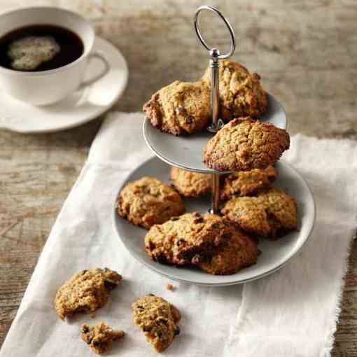 Biscuits with olive oil, oats and chocolat