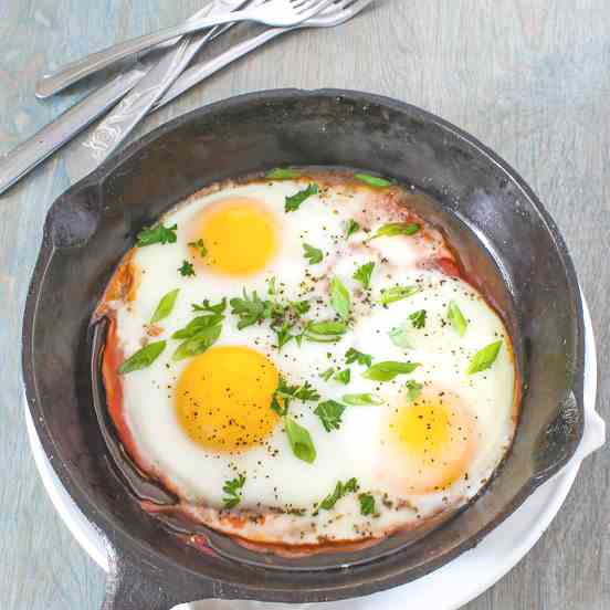 Shirred Eggs and Ham Skillet