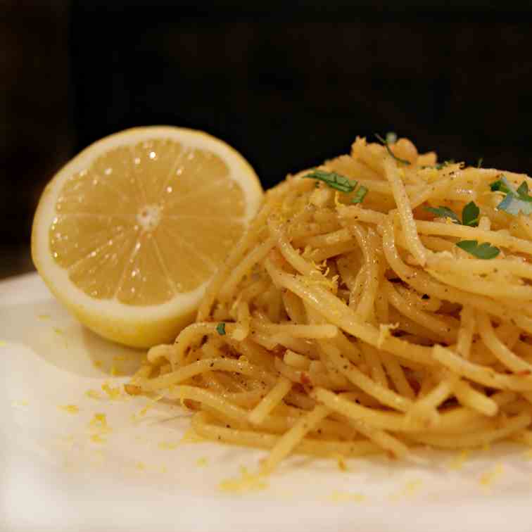 Meyer Lemon & Roasted Garlic Spaghetti