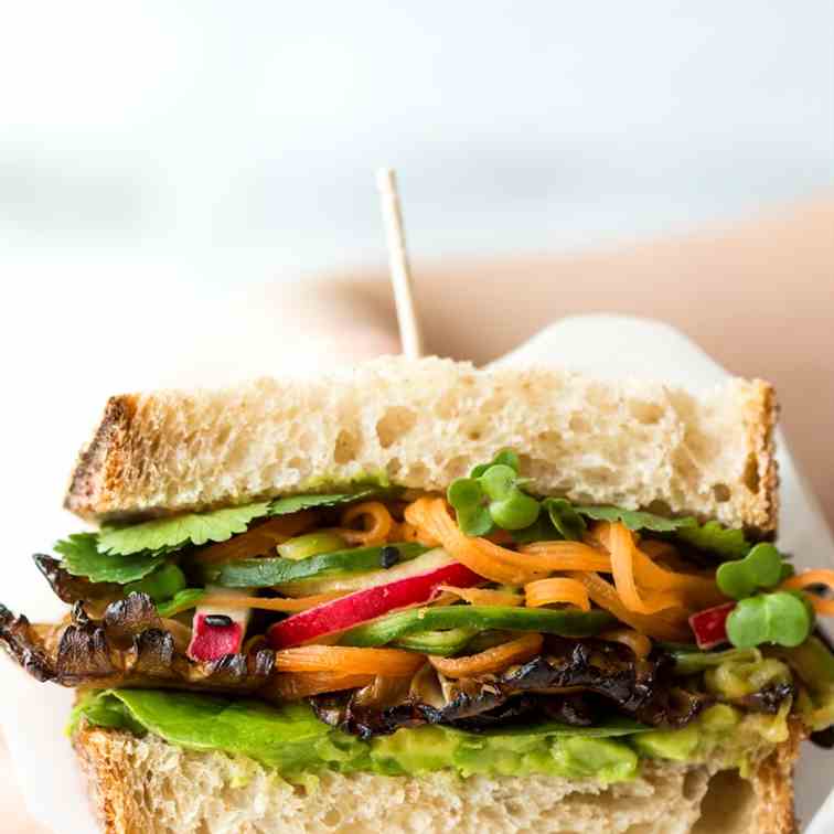 Asian mushroom sandwich