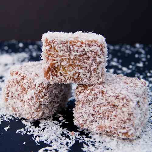 Lamington Cake