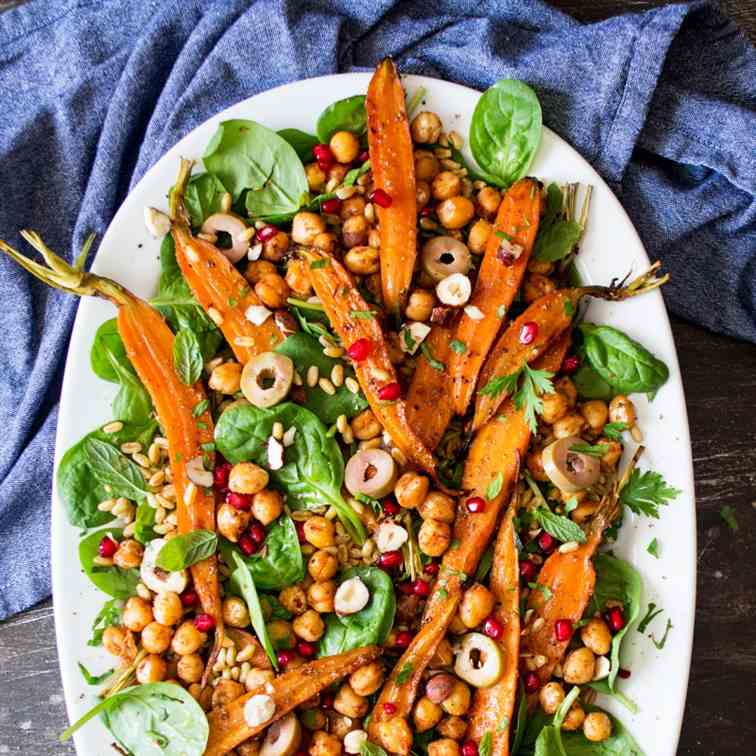 Spiced carrot and chickpea salad