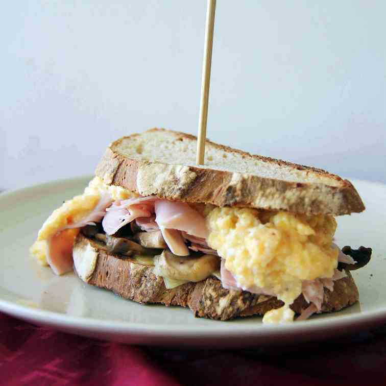 All-In-One Breakfast Sandwich