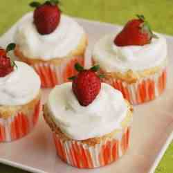 Strawberry Ricotta Cupcakes
