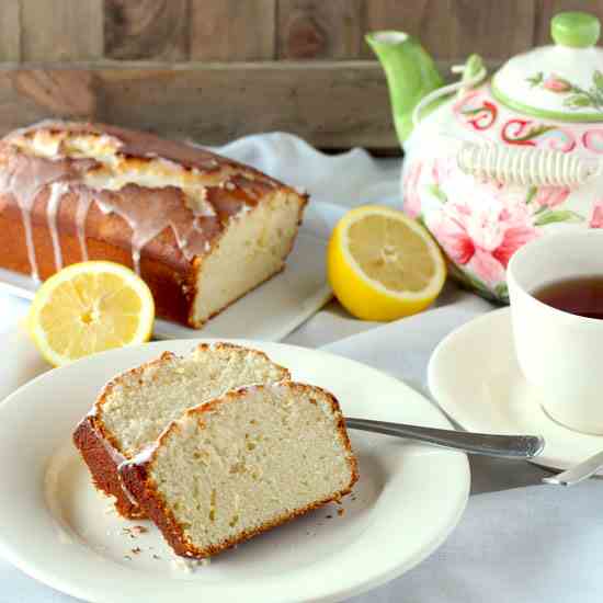 Lemon Loaf Cake with Lemon Glaze