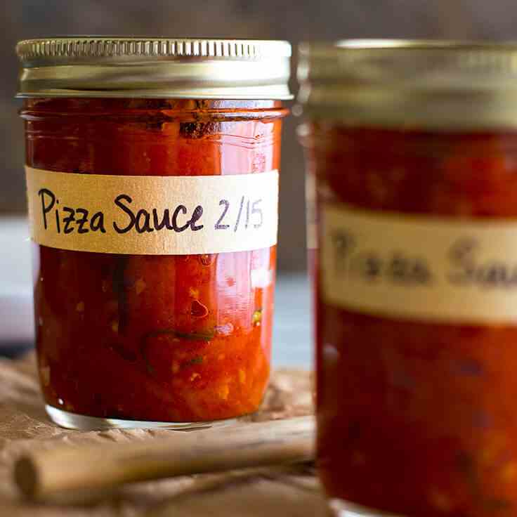 The Best Homemade Pizza Sauce