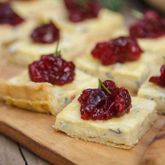 Blue Cheese Tart with Cranberry Sauce