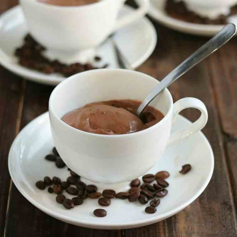 5 Ingredient Chocolate Espresso Mousse