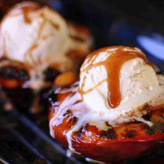 Tangy Cardamom Spiced Grilled Peaches