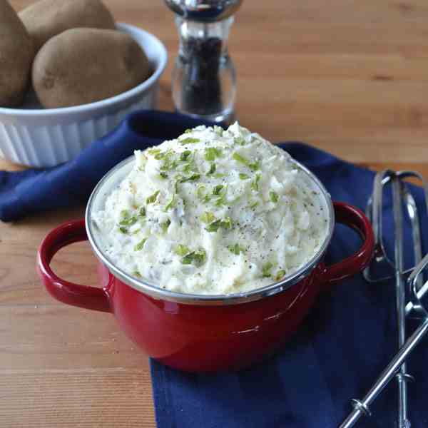 All-Natural Garlic Mashed Potatoes 