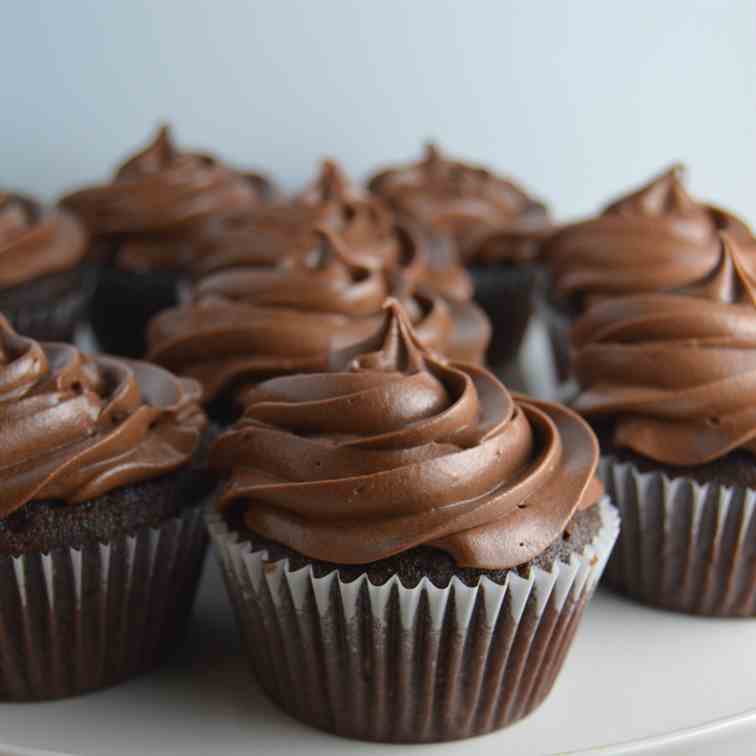 Mocha Cupcakes - Chocolate Frosting