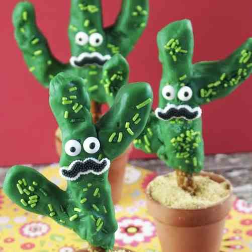 Cinco de Mayo Cactus Pretzels