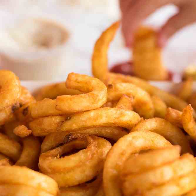 Homemade Must Try Air Fryer Curly Fries