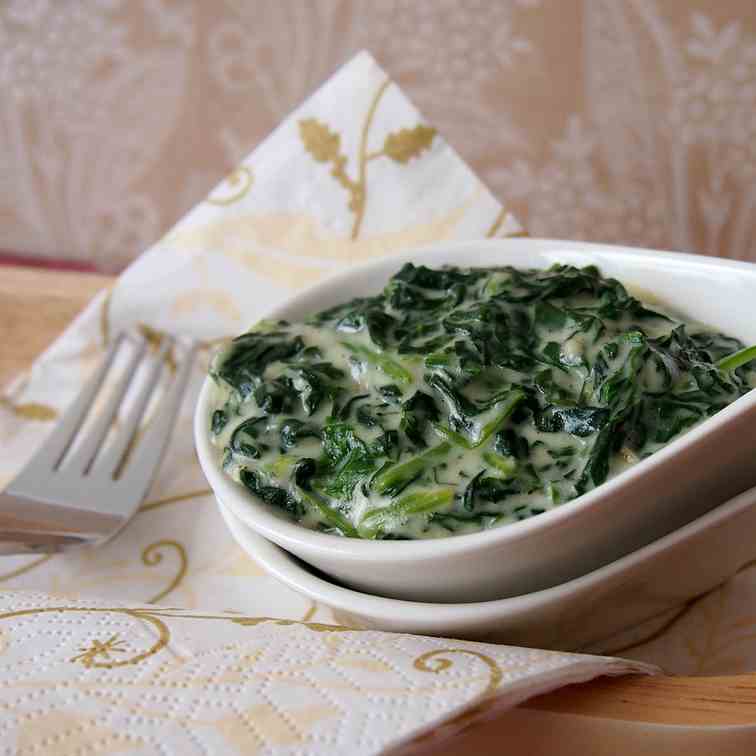 Classic creamed spinach