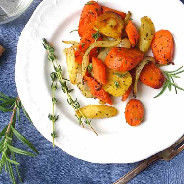 oven roasted carrots and parsnips