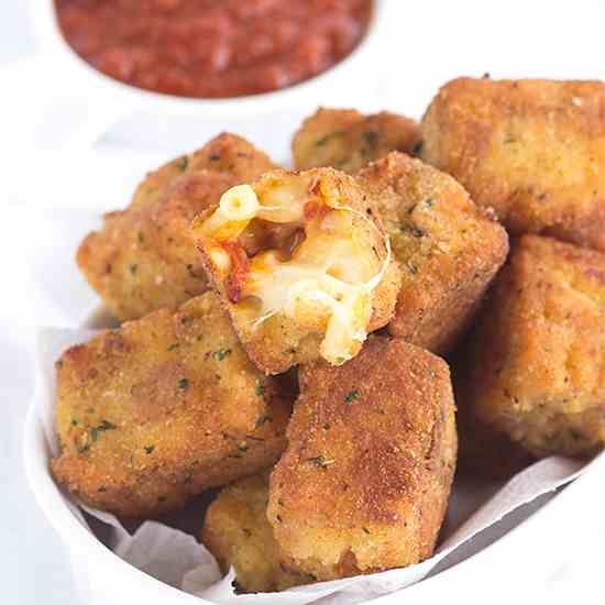 Fried Macaroni Pizza Poppers