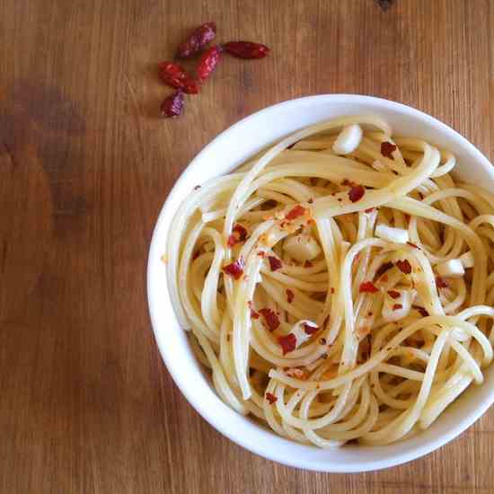 Spaghetti, aglio, olio e pepperoncino