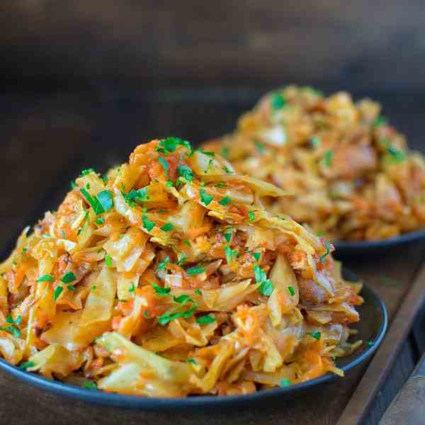 Cabbage Sauteed with Chicken
