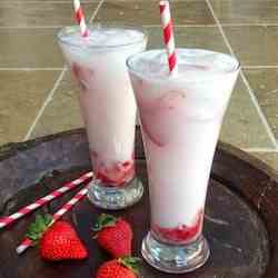 Strawberry Coconut Cream Beverage