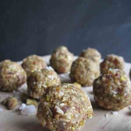 Nutty Lime & Coconut Snack Bites