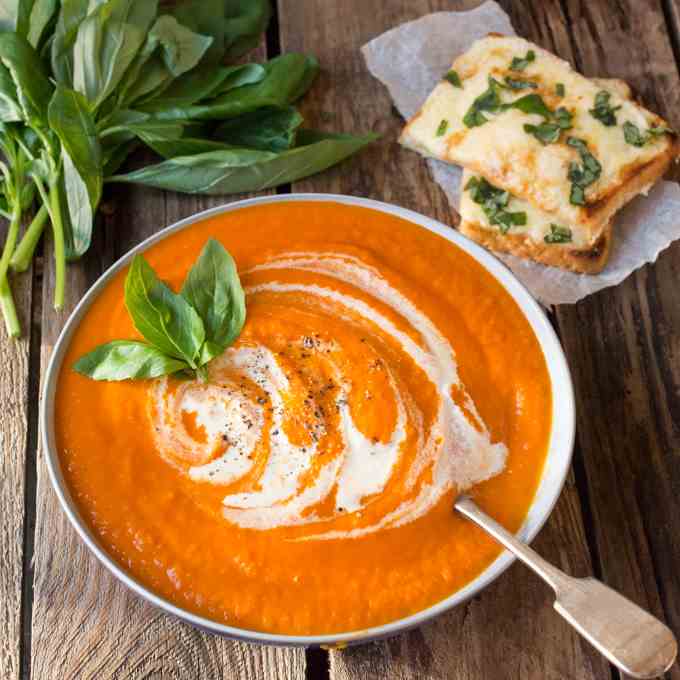 Creamy Tomato Soup & Basil Cheese Toast