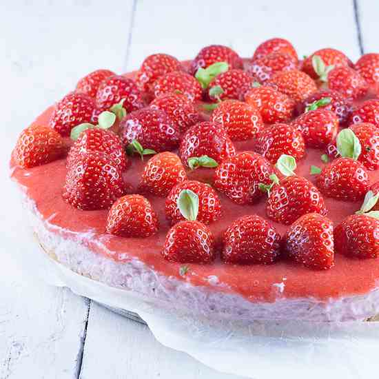 Dutch strawberry quark tart
