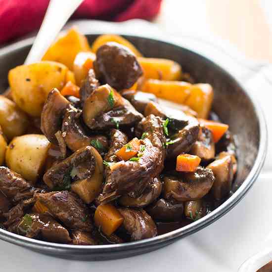 Skillet Beef Tips and Gravy