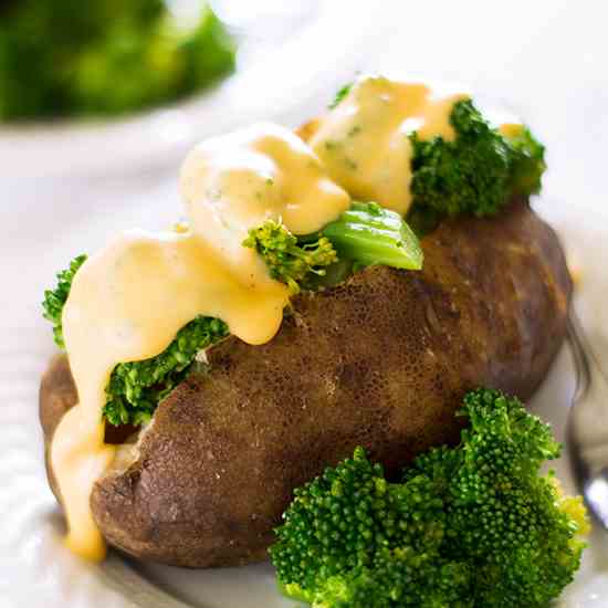 Slow Cooker Baked Potatoes With Broccoli