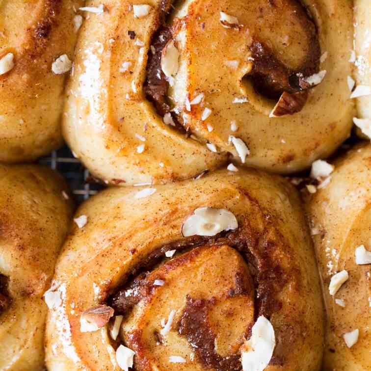 Sugar-free cinnamon rolls