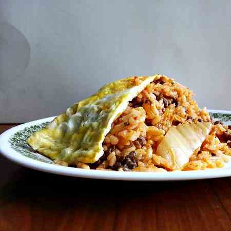 Omurice with kimchi fried rice