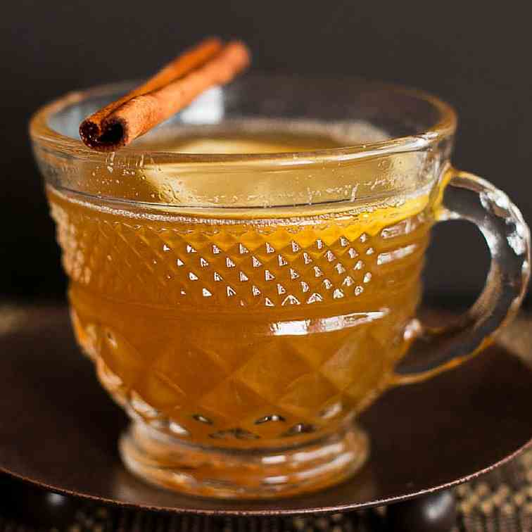 Spiced Chamomile Ginger Hot Toddy