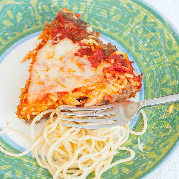 Spaghetti Pie with Meat Crust