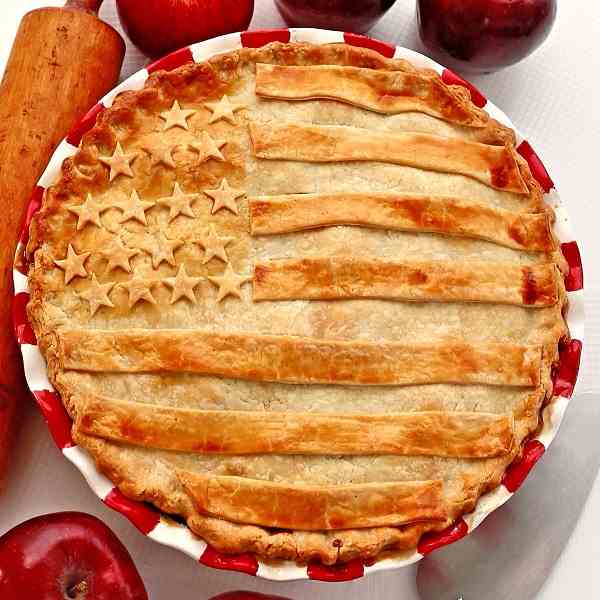 Flaky Crust Apple Flag Pie 