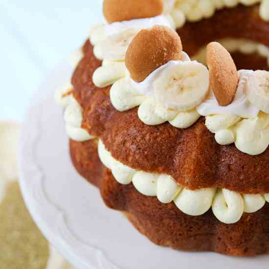 Banana Pudding Bundt Cake
