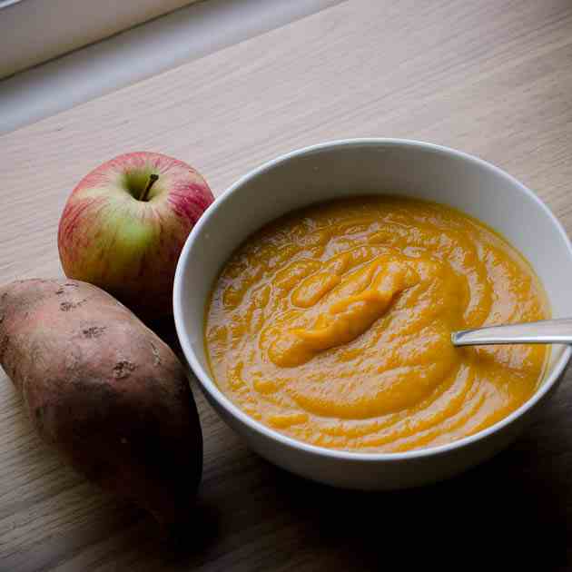 Sweet Potato Carrot Apple Ginger Soup