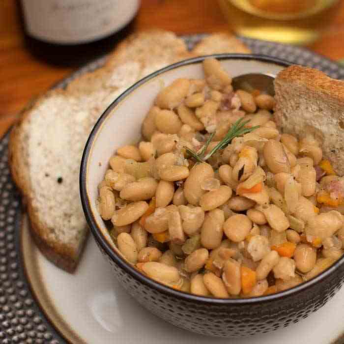 Instant Pot White Bean and Pancetta Ragout