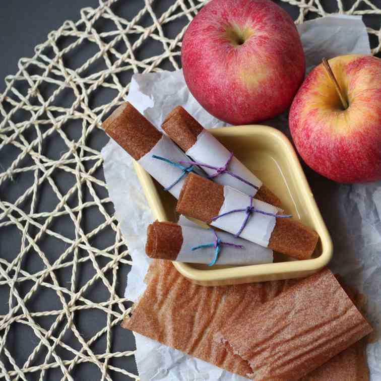 Apple Cinnamon Pear Fruit Roll-Ups