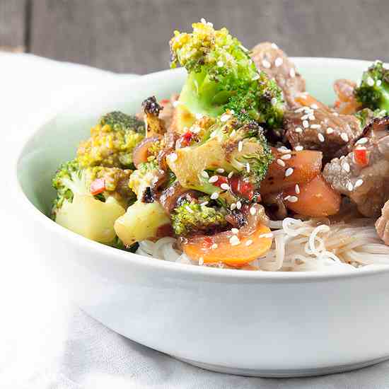 Beef stir fry with broccoli and hoisin sau