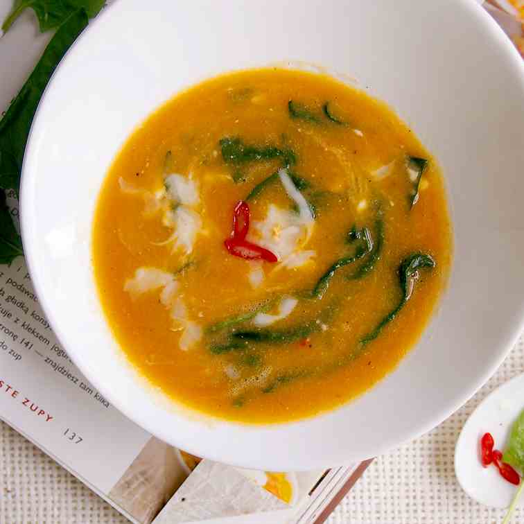 Lentil and spinach soup
