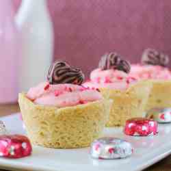 Strawberry Cheesecake Cookie Tarts