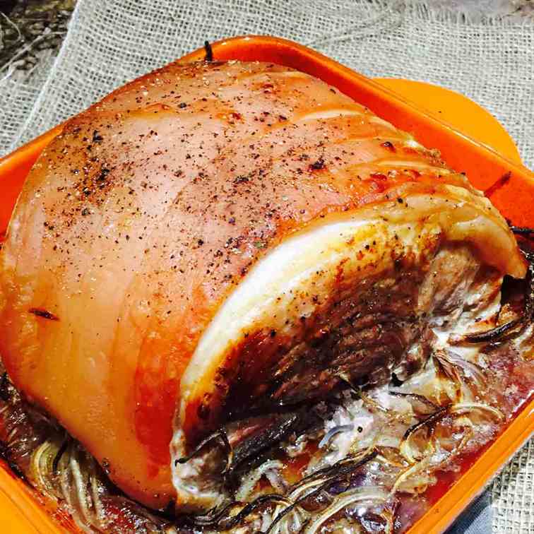 Roast pork in beer and a mixed onions  