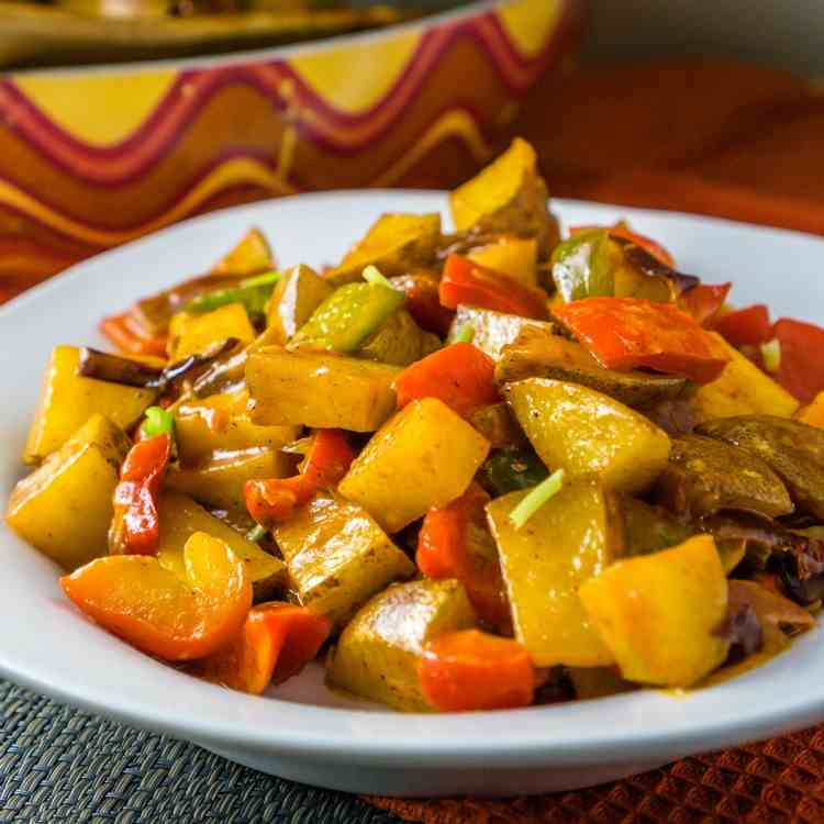 Spicy n Smoky Bell Pepper and Potato Hash