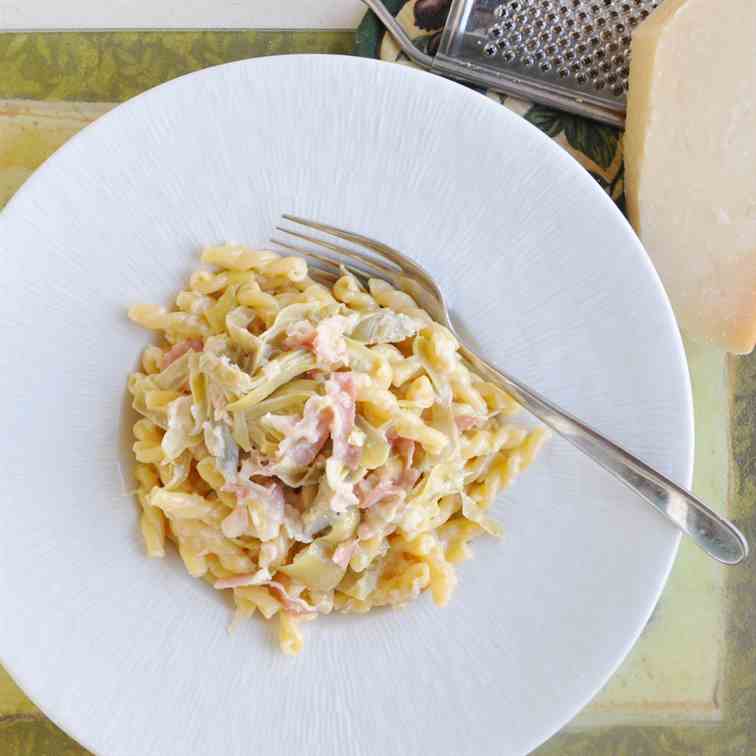 Pasta with Artichokes and Pancetta
