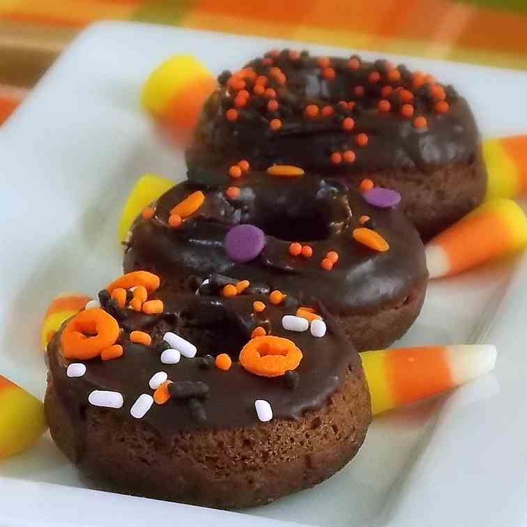 Baked Chocolate Pumpkin Doughnuts