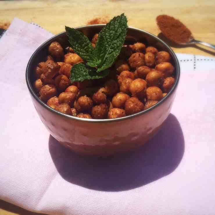 Smoked Paprika Roasted Chickpeas