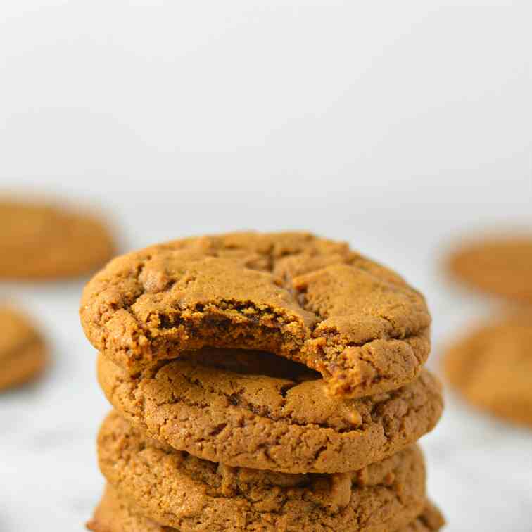 Peanut Butter and Molasses Cookies