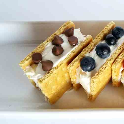 No Bake Cheesecake Sandwiches