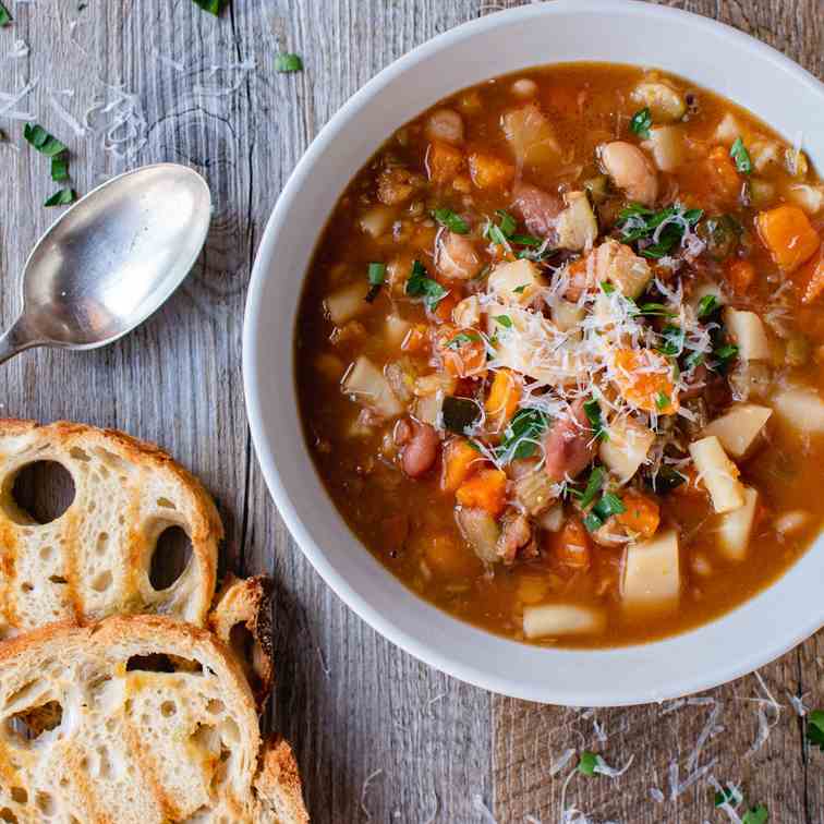 Slow Cooker Minestrone Soup