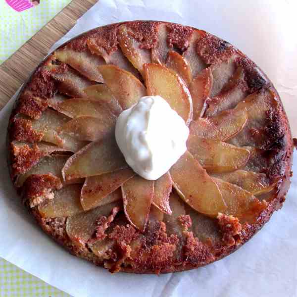 Upside Down Apple Cake