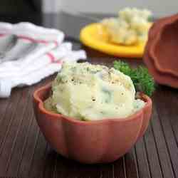 Easy flavourful Mashed Potatoes